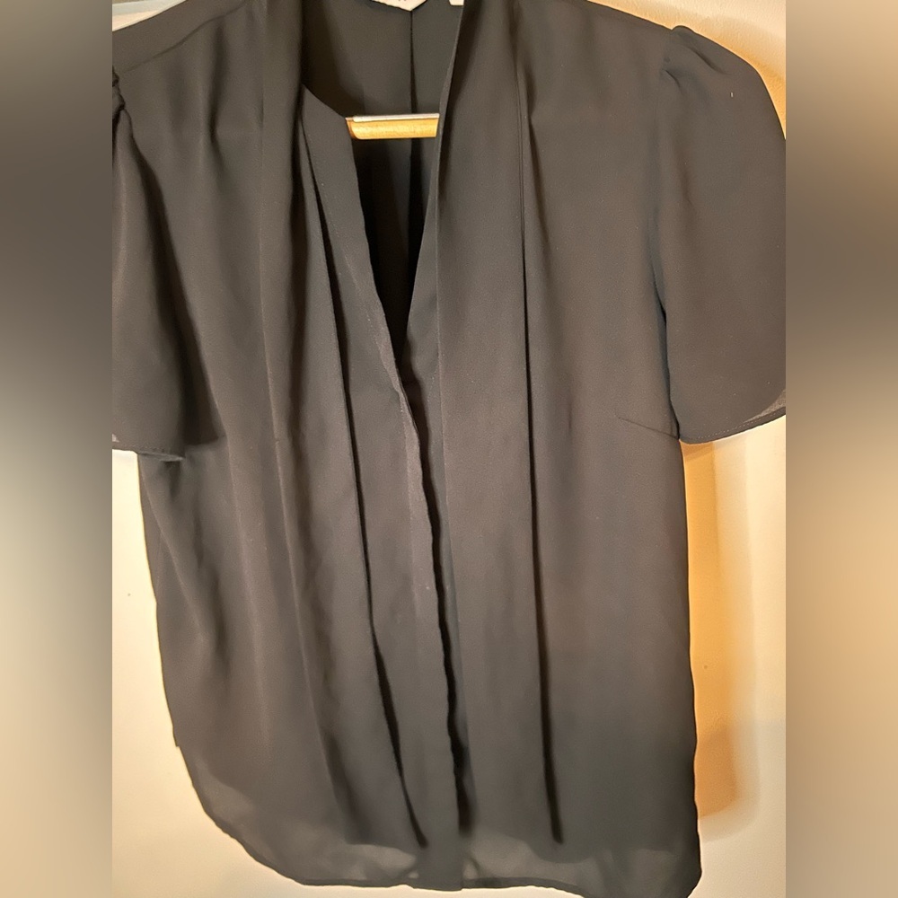 Bow tie blouse - Picture 12 of 12
